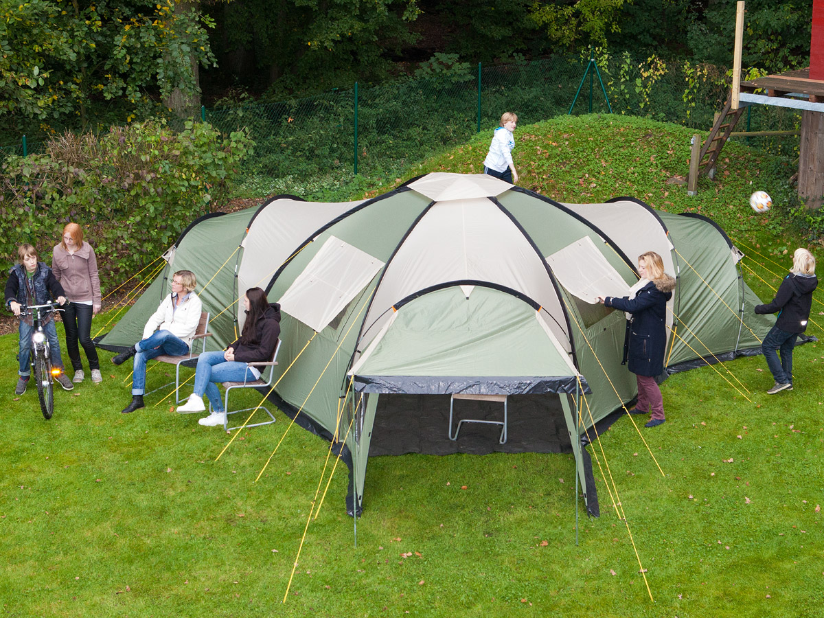 Group Tent 121