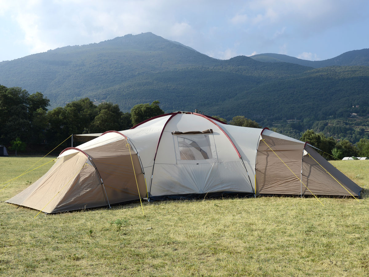 skandika Turin 12 Person/Man Family Dome Tent 3 Sleeping Pods XL ...